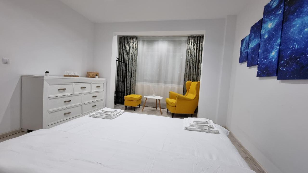 Stone Bridge Apartment Iasi Esterno foto